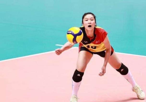 中国女排|王梦洁被3人冲击,王唯漪实力强劲,2新星天赋、实力皆不俗
