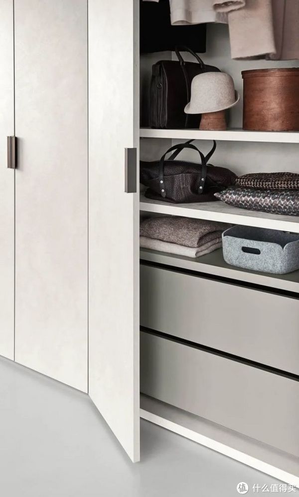 布局|讲真，衣柜内部这样设计，你家还能多放100件衣服！