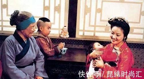 平儿!刘姥姥二进荣国府,究竟带回家多少财物?其中能给我们什么启发?