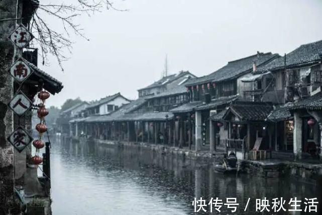 苏轼&苏轼见到友人的侍妾,写下一首词,安慰了世人900年