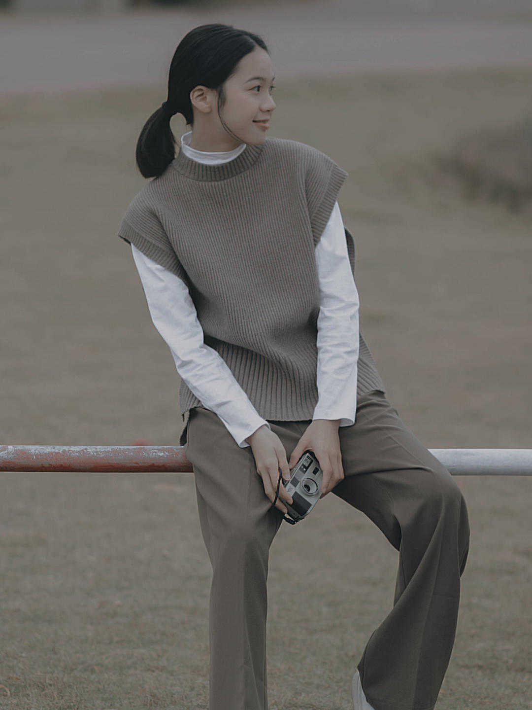 衣服|秋冬衣服别乱买,这几款才是时尚新宠,轻松穿出高级感