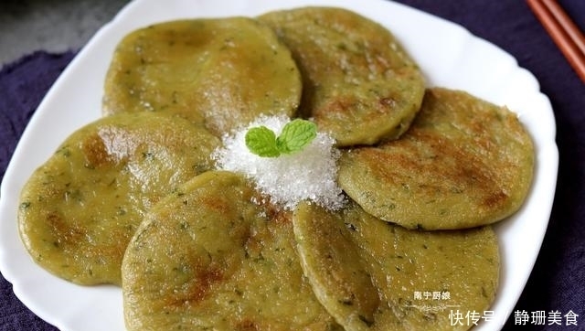  芥菜别用来打汤了，做成这样的小吃，有滋有味，上桌就被家人抢光