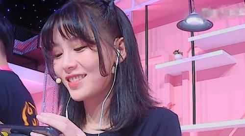 落地成双：萌东cp开始相爱相杀，土味情话终结者少东理亏了？