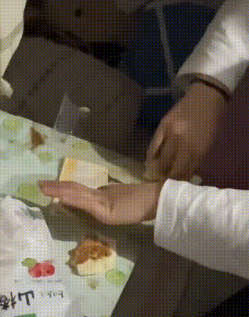 室友 女大学生专拣室友辣条包,用馒头蘸油吃,只为给男友买限量款球鞋