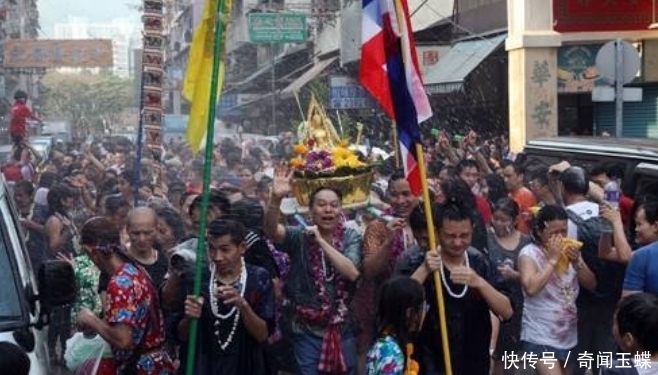 菜市场|泰国曼谷人为何基本不做饭？还原曼谷的菜市场，中国游客：真不一般！