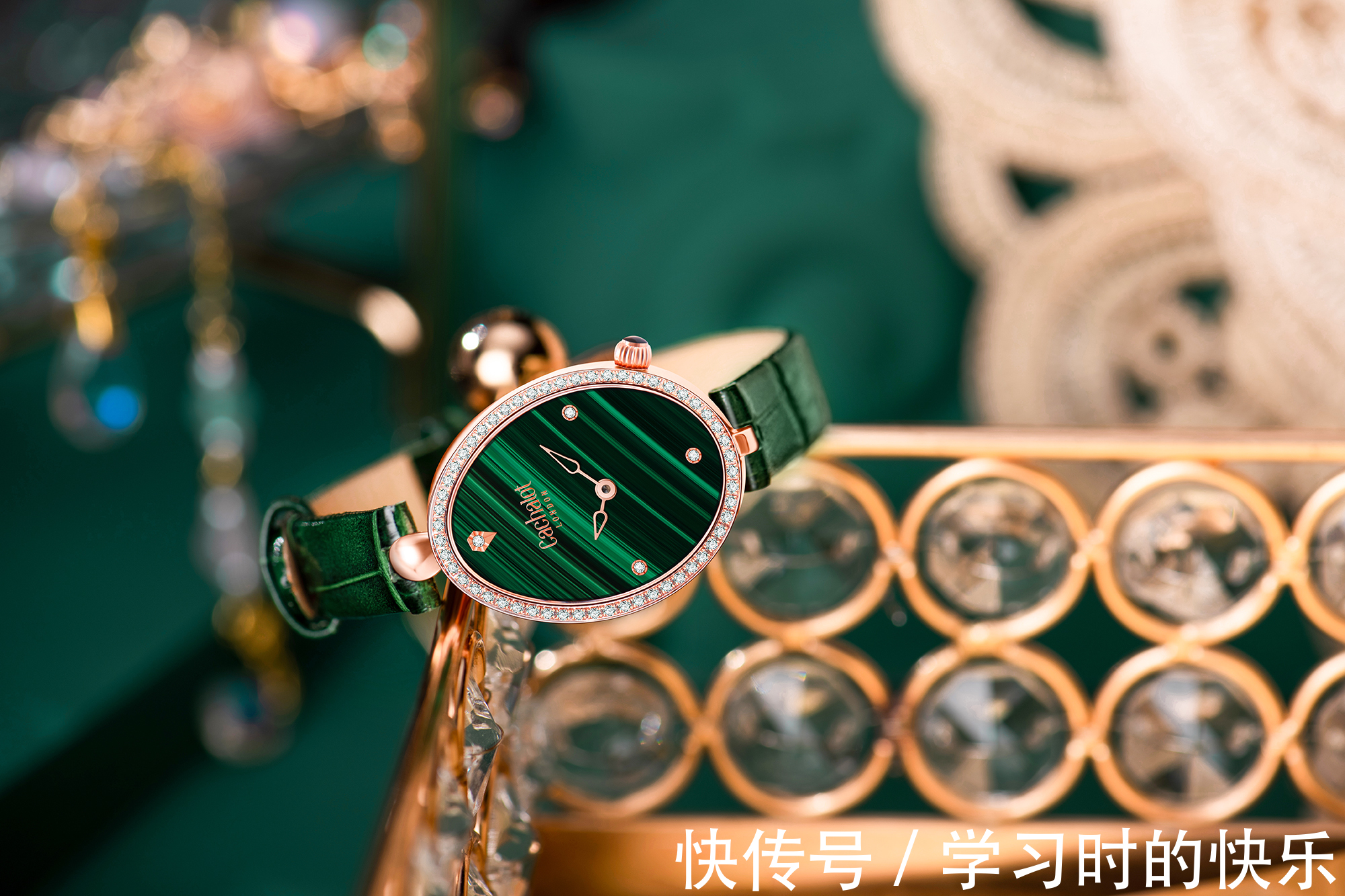 穿衣风格&女生手表戴左手还是右手好?建议从这3个方面考虑,以免被人笑话