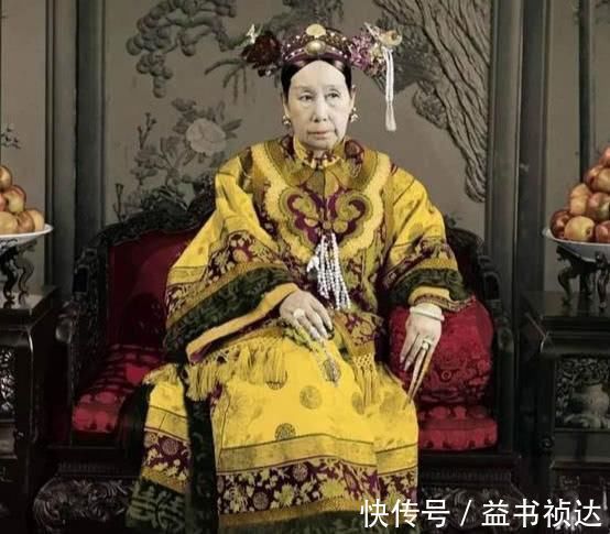 状元$清朝状元的试卷公诸于世,看到上面的字迹,网友:这也太漂亮了