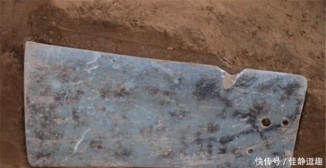村民地里捡到玉璧,专家听闻前往勘探,用时两年挖出四千年前宫殿