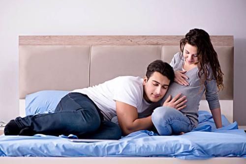 丈夫|“最怂丈夫”走红,产房里哭天喊地,产妇忍无可忍:给我gun出去