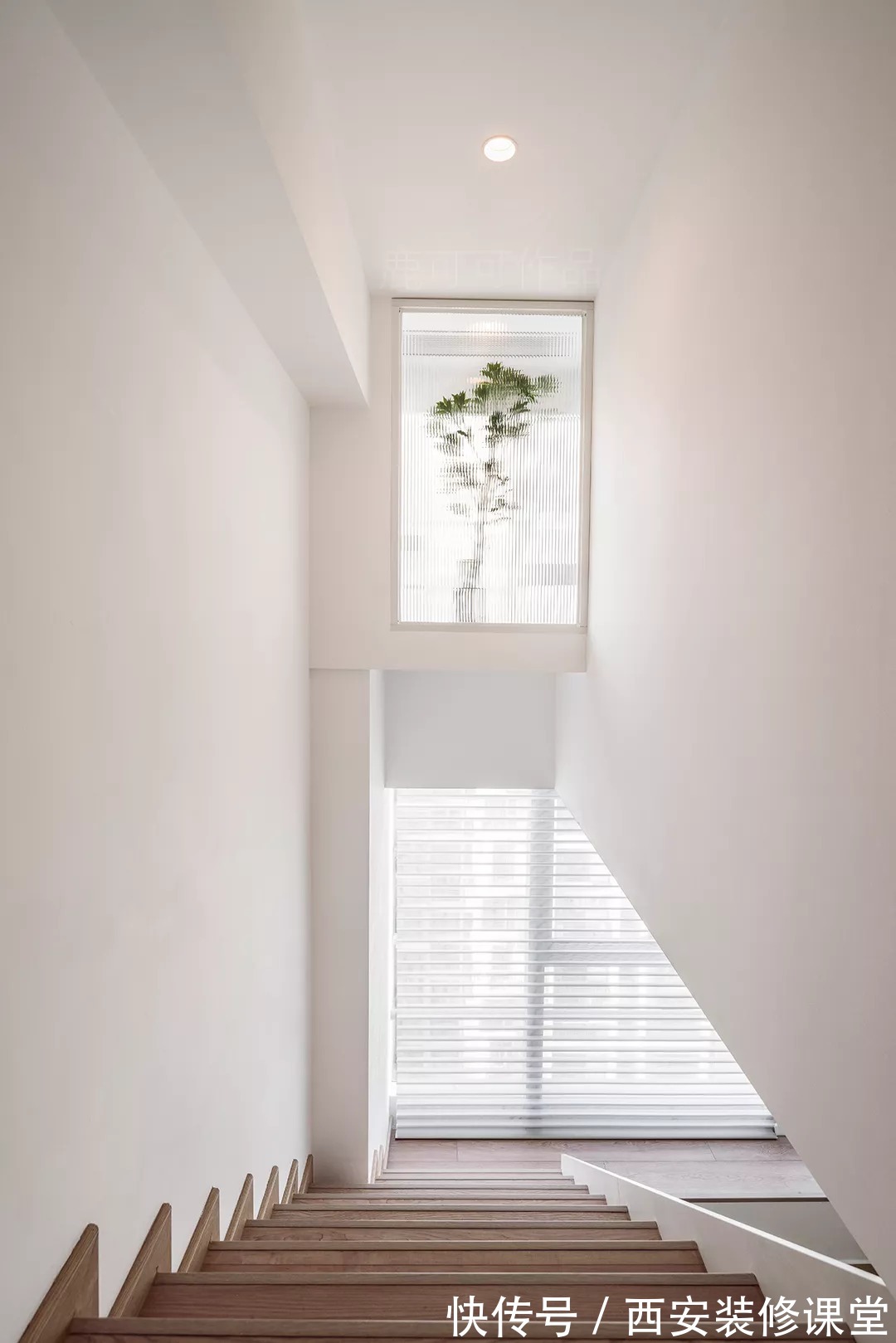 樓梯間|50㎡挑空公寓，做隔層一人住真美