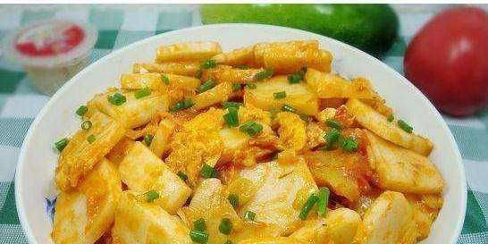 大厨|豆腐不炒不炖,学大厨打入两个鸡蛋,搭配这样一碗料汁,真下饭