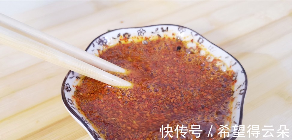 洋葱|夏天，凉菜如此做，上桌就抢光，开胃下饭，比吃肉还过瘾，太香了！