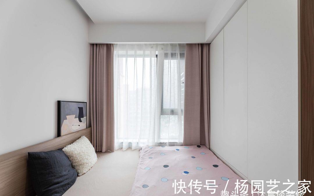 书桌|他大胆拆掉家里5面墙，全屋简洁大方还很实用，干净清爽太宜居了