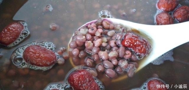 薏米|天然“黃體酮”被發現,女人常喝,淡斑抗衰,40歲仍是少女臉!