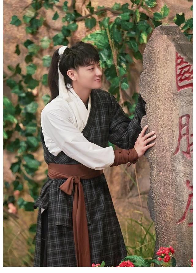 张纪中|黄子韬《萌探探探案》演技大爆发 细腻哭戏打动人心