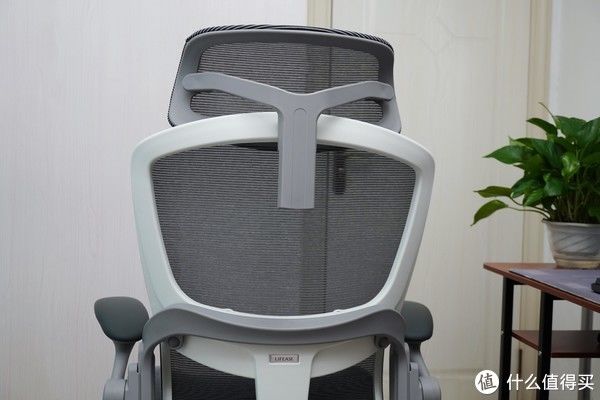 坐垫|品质生活 篇六十六：从网易严选人体工学椅3.0 VS 2.0，看人体工学椅怎么选？