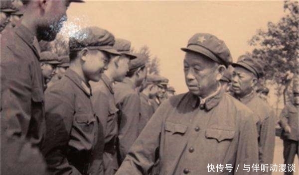 孟良崮战役|孟良崮战役他指挥所部击毙张灵甫,1955年授衔却嫌太低,结局如何