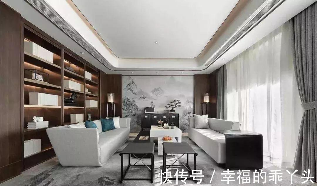 u形|客厅怎么放沙发?别再用3+2+1的方式了,现在流行这样摆