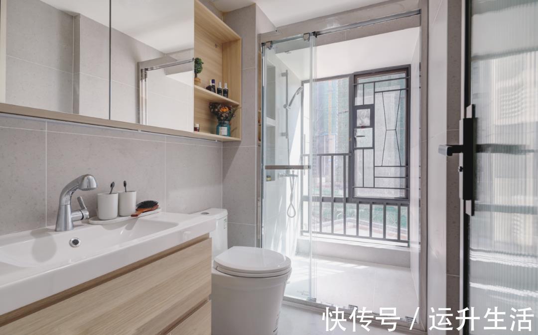 毛巾架|卫生间装修新趋势，这样装不仅提高使用效率，还提升品质感！