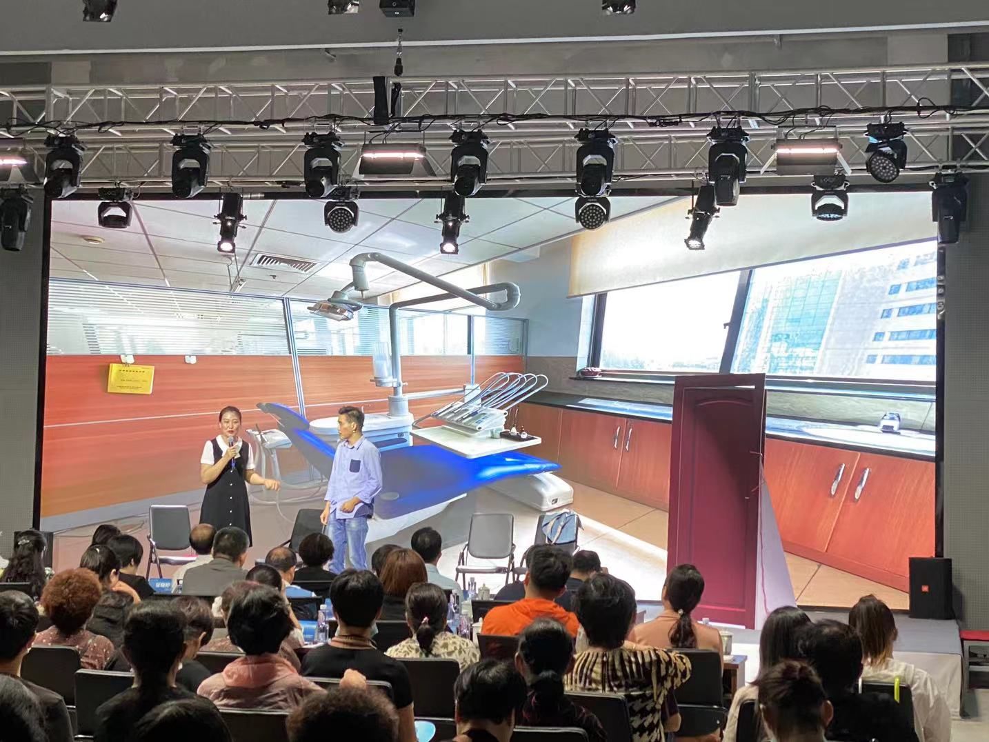 知识点|医学科普竟然可以这么诙谐有趣！杨浦区中心医院的医生们这样将医学“知识点”送入社区、园区、校区