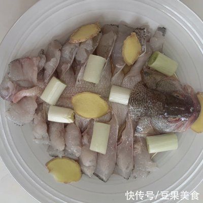 这道清蒸鲈鱼太销魂，连吃3天都不腻