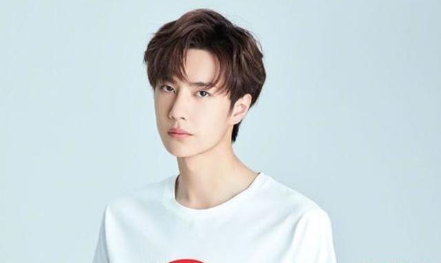 剧照|《有翡》拍摄完成,赵丽颖王一博罕见剧照爆出,两人互怼被笑翻了