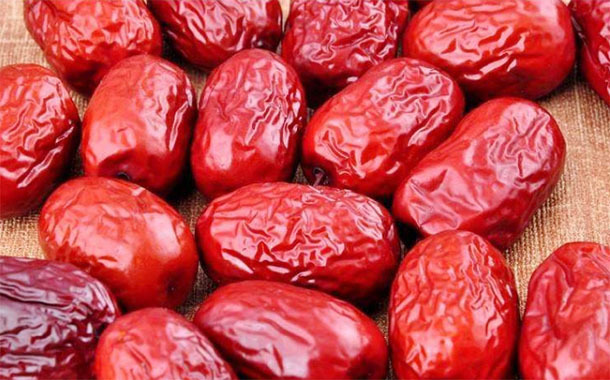 维生素c|红枣营养高,吃对才长寿!医生红枣的4大好处,2大禁忌要牢记