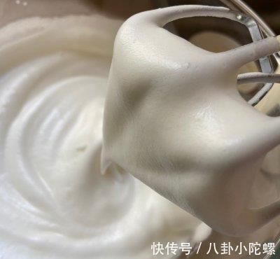 倒回蛋白|黄豆粉纸杯蛋糕最经典的做法，简单易学好上手