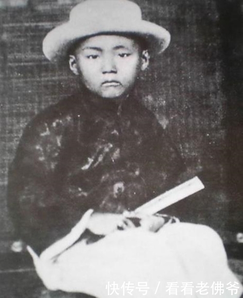 小圣人|中国面子最大的婴儿,出生前军队守产房,出生后国家13响礼炮庆祝