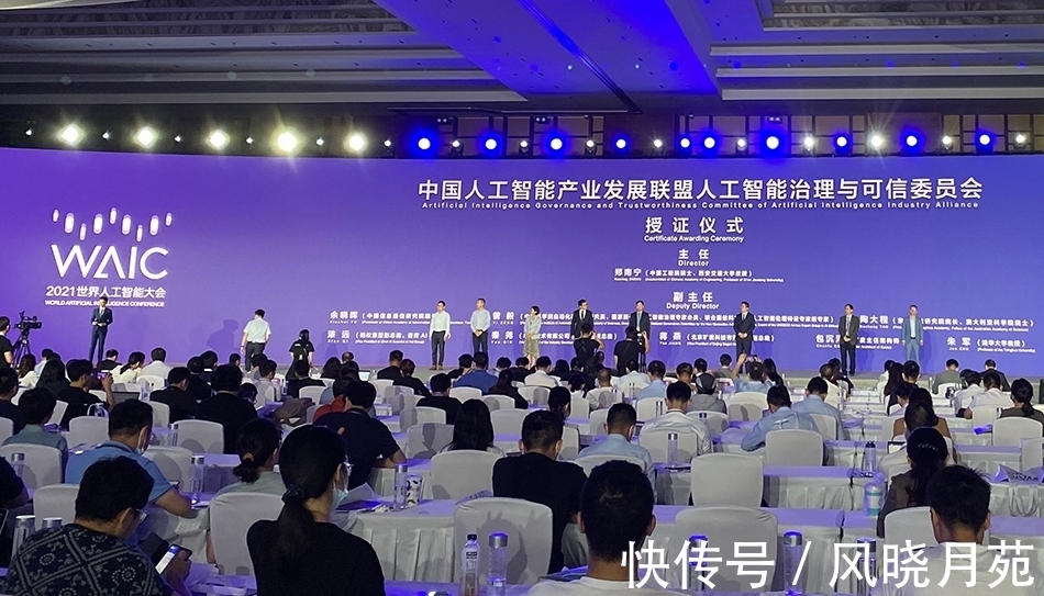 黑产|如何应对黑产攻击?智能对抗技术上线,像金庸文里的双手互博