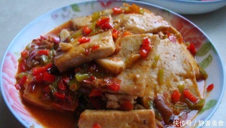 煎豆腐时,第一步直接放油大错特错!牢记这一点,豆腐香酥不油腻