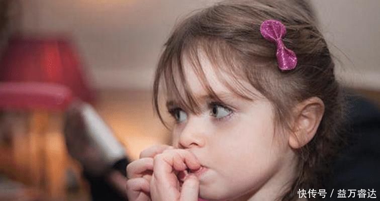 习惯性|从小“咬指甲”的孩子,长大后会怎样?专家坦言:逃不开2种结局