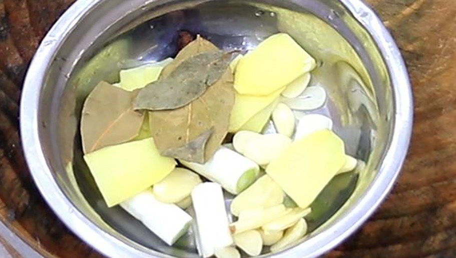 红烧肉最忌讳焯水，厨师长教你一招，肥而不腻又去腥，家人都爱吃