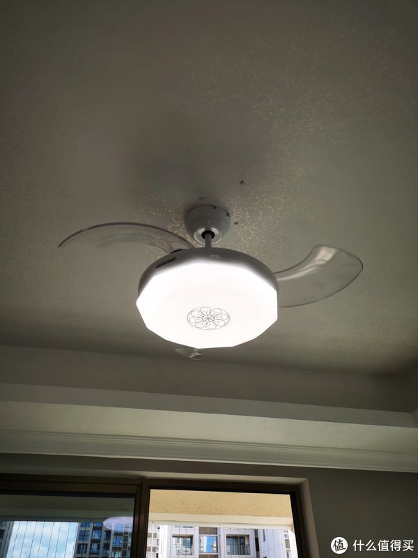 吊扇|媳妇坚持装吊扇灯,花2600元买了4个,还说:家要的就是舒适