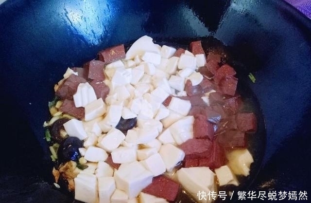 补气|此物被称作“天然黄体酮”,配上鸭血适合女人吃,养血补气还护肤