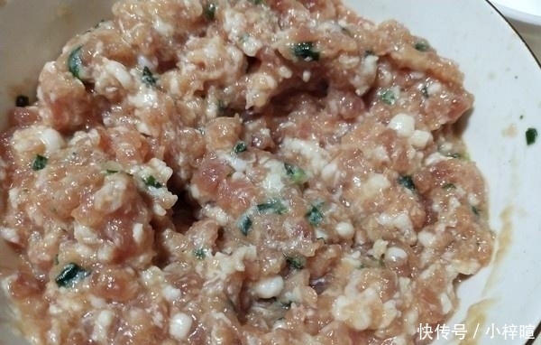 开胃|辣椒和“它”一起做,香辣开胃促消化,儿子一人就能吃一盘!