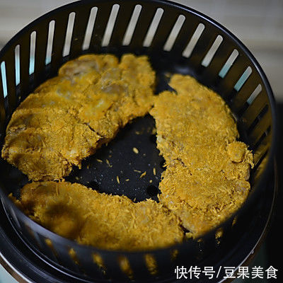 最适合冬天吃的零油脂无负担的香酥炸鸡排，美味又暖身