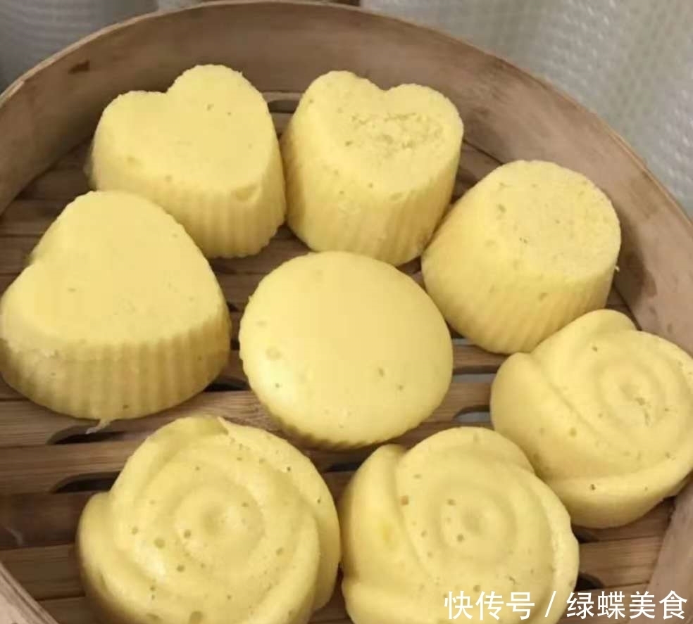 一碗面粉,2个鸡蛋,教你做香甜好吃的马来糕,做法超简单