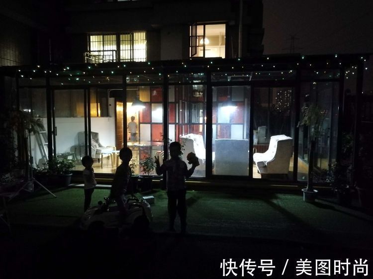菜地|2年前买了个300㎡的露台,打造成屋顶花园,过上了田园生活