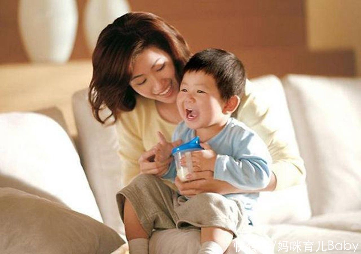 母亲|当孩子喊“妈妈”变成了“妈”,家长要重视,一字之差意义却不同