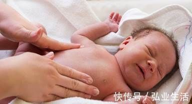 神经细胞|宝宝的5大部位,家长摸不得,要摸就摸这3个部位,越摸越聪明