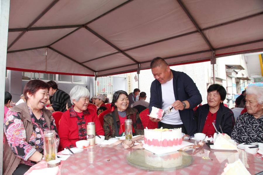 光明路街道|重阳节关爱老人，枣庄市光明路街道送温暖