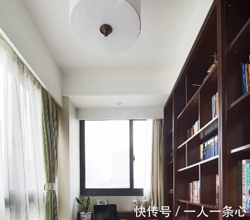 新房|装修130㎡新房花30万,满屋子的实木家具,儿女来看了都夸上档次!