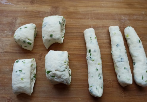 好吃|葱花饼怎么做才酥脆可口?原来和面有技巧,做对了比手抓饼还好吃