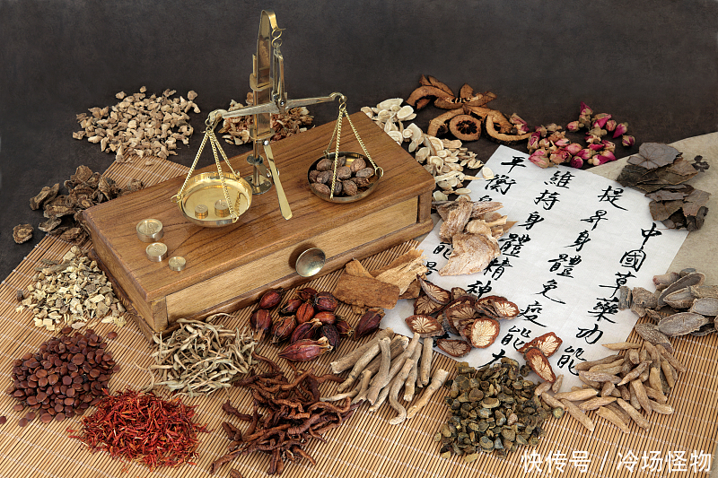 3味草药,睡前喝一口,守住体内阳气,脾胃也好了