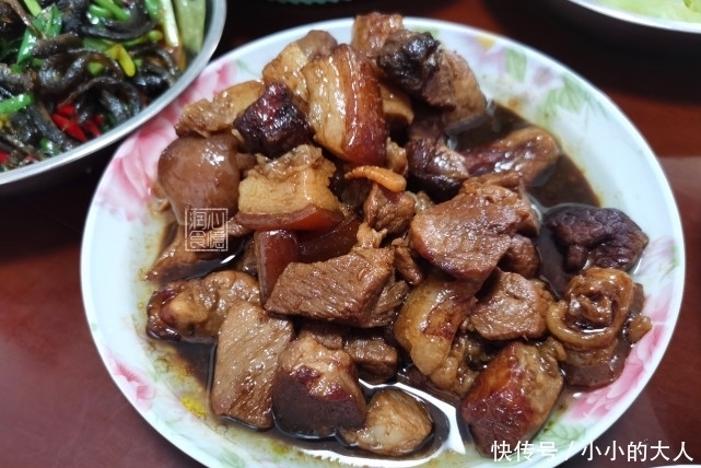 土鸡|自己做9菜一汤家人聚餐,成本不足200元,妈妈:你们就是爱去饭店