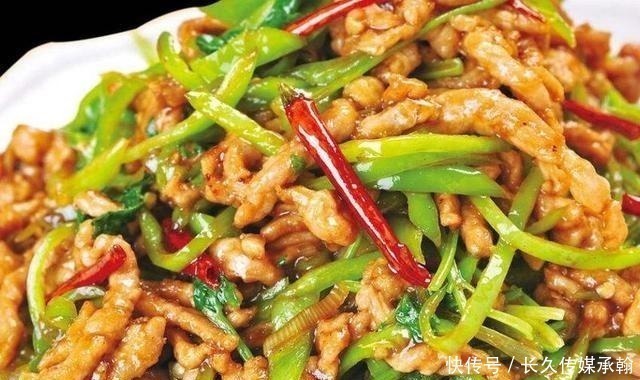 炒“瘦肉”时加蛋清还是淀粉，其实都不对，这样做又嫩又入味！