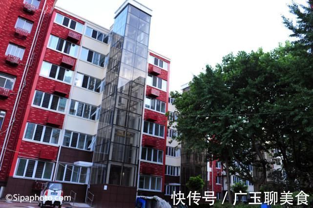 电梯|朋友冲动买下老旧二手房，住了半年就后悔，他总结了“3个缺点”