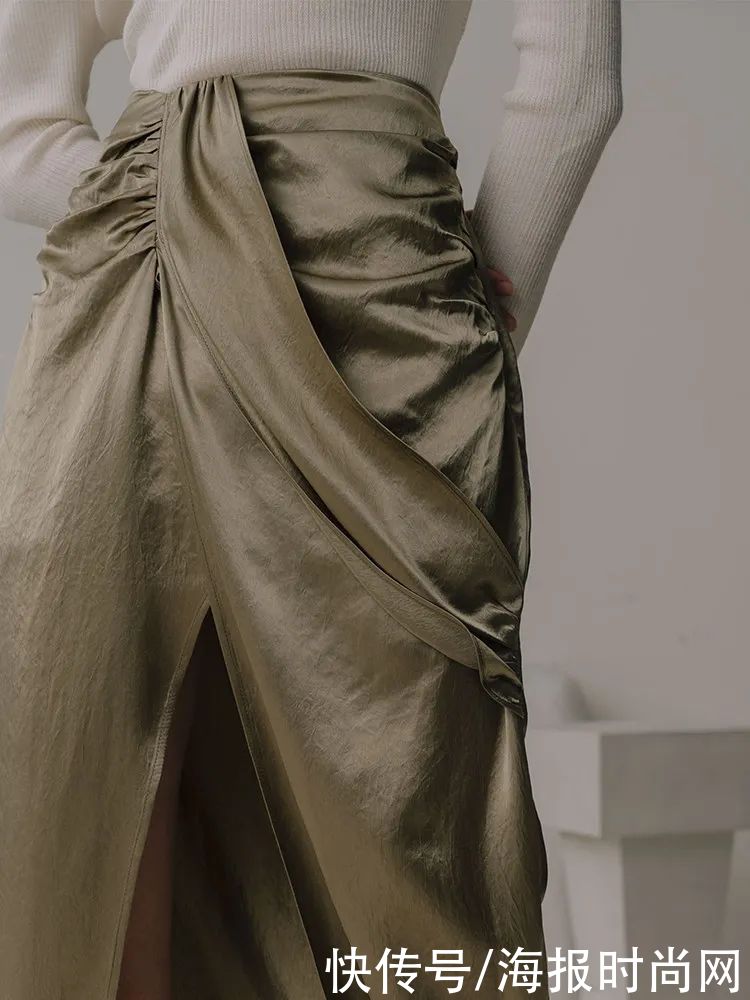 半裙|显瘦不挑人的半身裙，可能就是她们身上的这条了吧