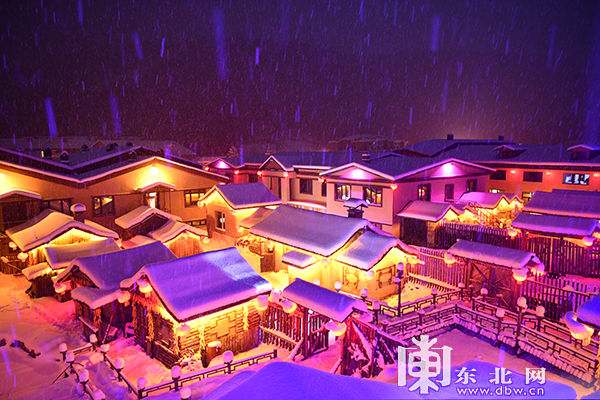 梦幻|看看丨雪乡，梦幻“雪屋”